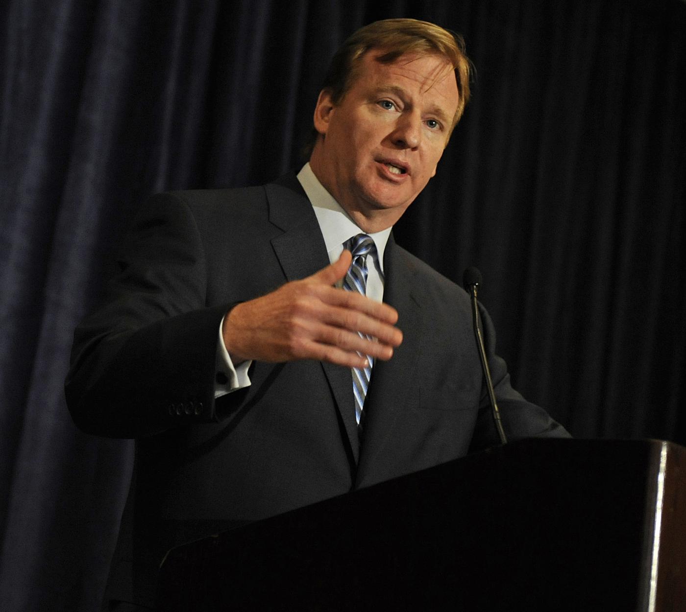 Goodell meets with Walsh